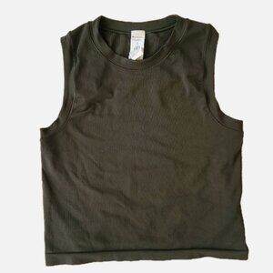 Athleta Olive green Green Sleeveless Women's Cropped tank- XL